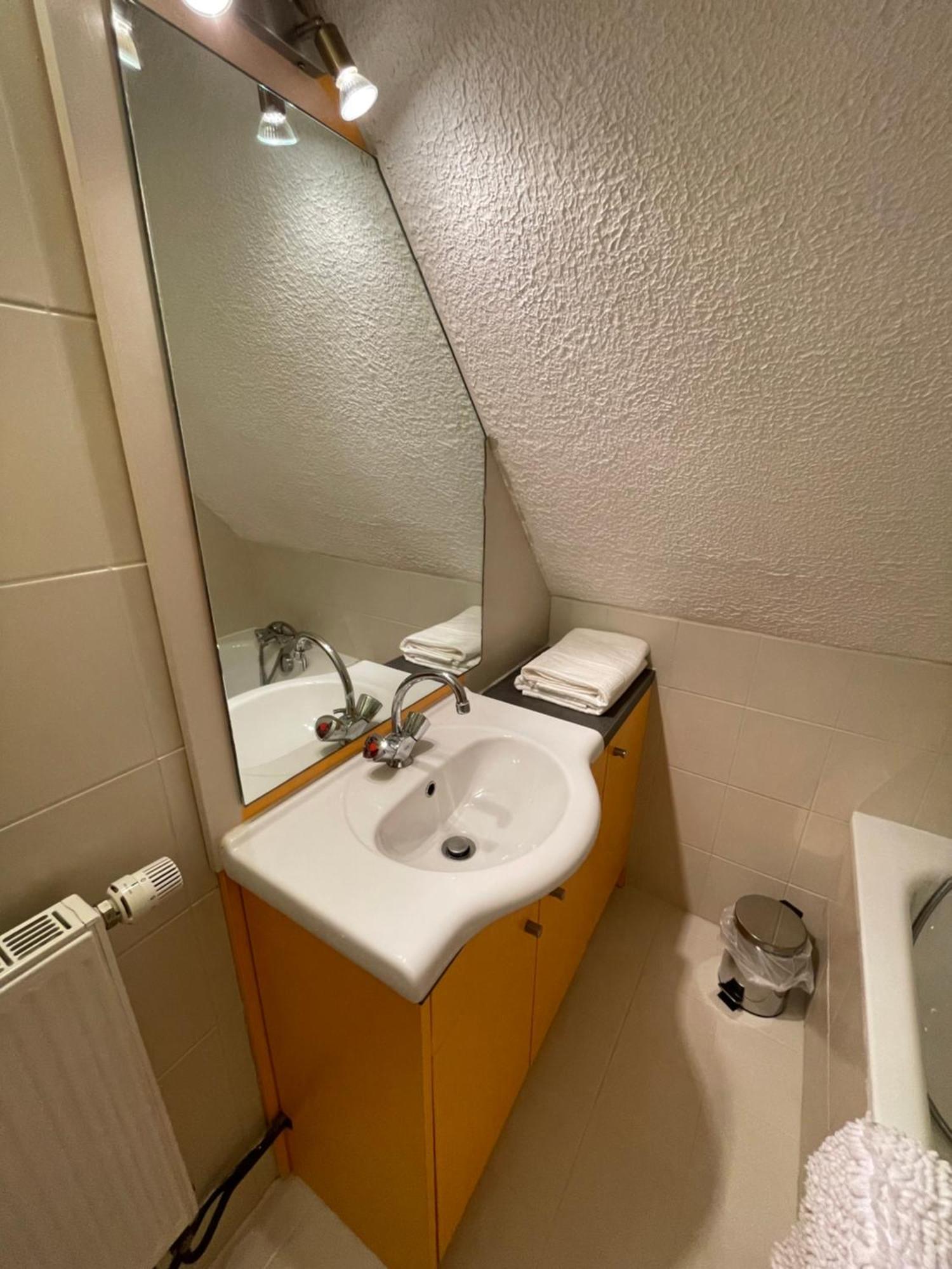 Fathala - Appartement Lumineux En Dernier Etage - Face A La Gare Routiere Sarrebourg Εξωτερικό φωτογραφία